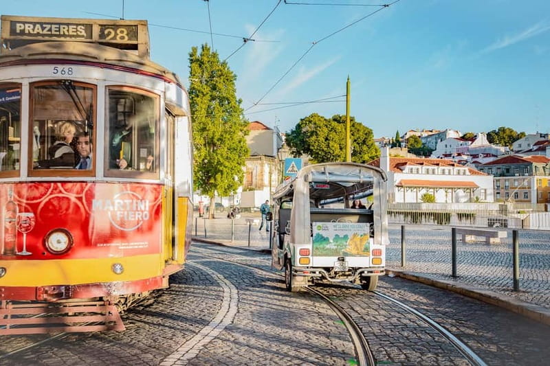 Private Tuk Tuk Tour Lisbon Old Town - Mouraria and Lisbon’s many cultures