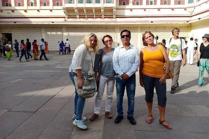 Private Tuk-Tuk Tour of Jaipur with Guide - City Palace and the former royal center