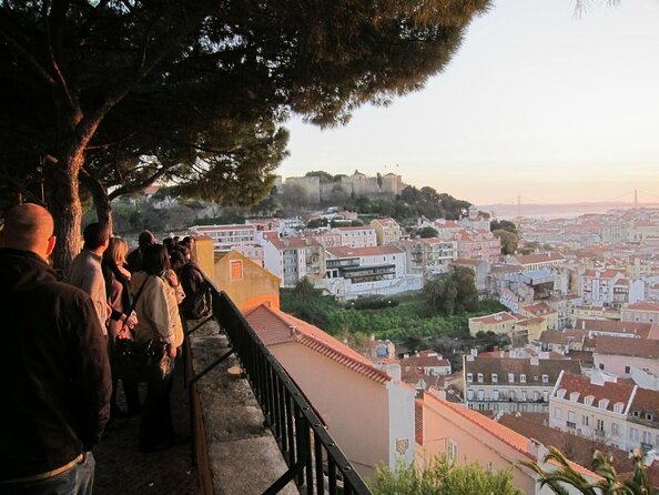 Private Tuktuk Tour with Portuguese Tapas and Wine - What the Portuguese food and wine add