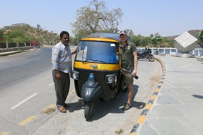 Private Udaipur Sightseeing Tour by Tuk-Tuk or Car with Driver - Two hours inside the City Palace