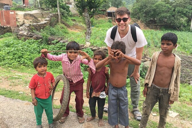 Private Udaipur Village Tour by Tuk-Tuk or by Car - Two hours around Bahubali Hills