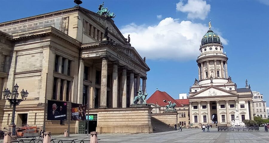Promotion Berlin Rickshaw Shared Guide (Combo Vehicle Group) - Unter den Linden and the book-burning memorial