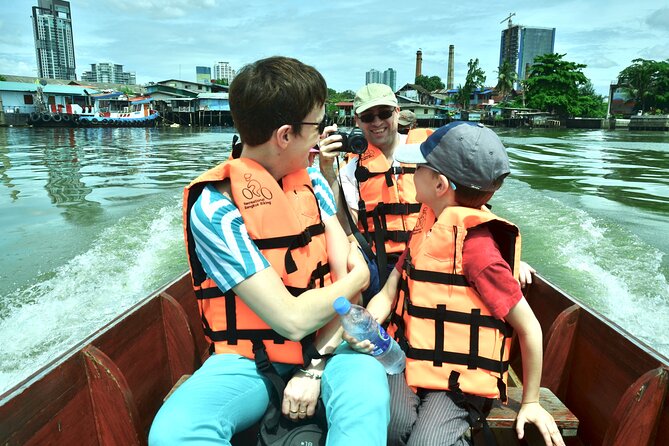 Rickshaw & Hike the Colors of Bangkok jungle - Tuk-tuk, ferry, and rickshaw: transport becomes part of the tour