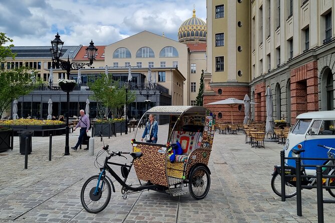 Rickshaw Sightseeing City Tours Berlin - Rikscha Tours - East Side Gallery and the value of the longer ride
