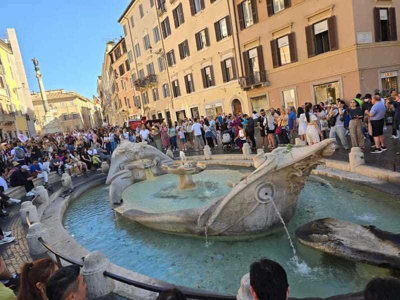 Rome: City Center Private Tour With Tuk-Tuk - What the guide adds