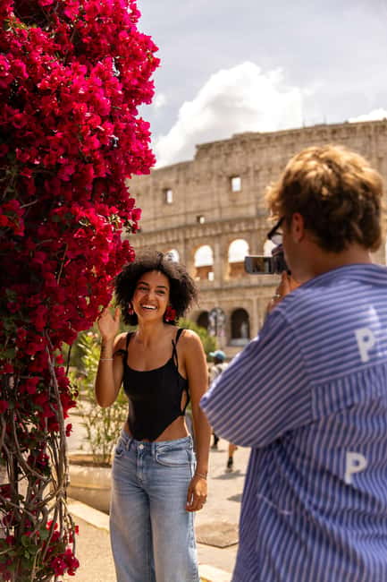 Rome: City Highlights E-Tuk Tuk Tour - Guide quality and the sound issue