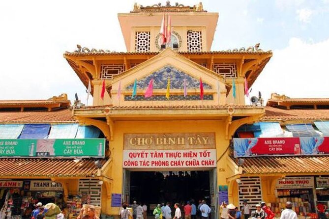 Saigon City One Day Discover By Cyclo Ride Private Tour With Guide - A simple noodle lunch keeps the day moving