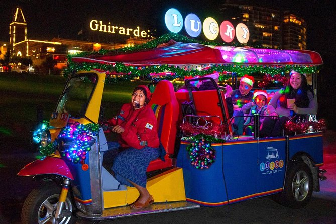 San Francisco Holiday Season Private Tour - Lucky Tuk Tuk - North Beach and Chinatown at street level