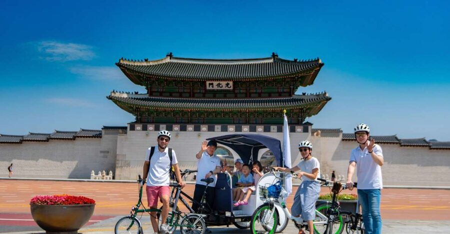 Seoul: Guided Small Group V.I.P Morning Pedicab Tour - Why a pedicab makes sense in Old Seoul
