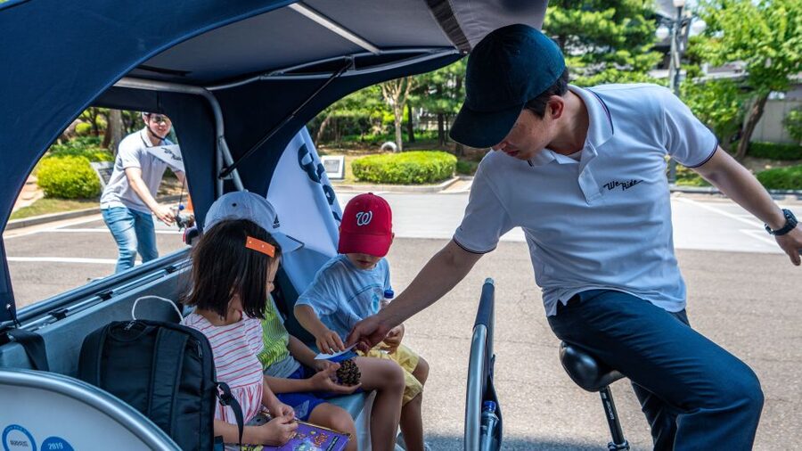 Seoul: Guided Small Group V.I.P Morning Pedicab Tour - Gwanghwamun and Gyeongbokgung