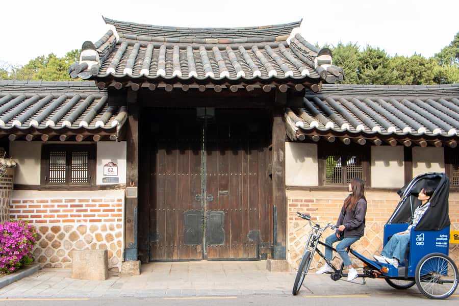 Seoul Private Pedicab Tour : Bukchon Anguk Hanok Village - Starting Near Anguk Station