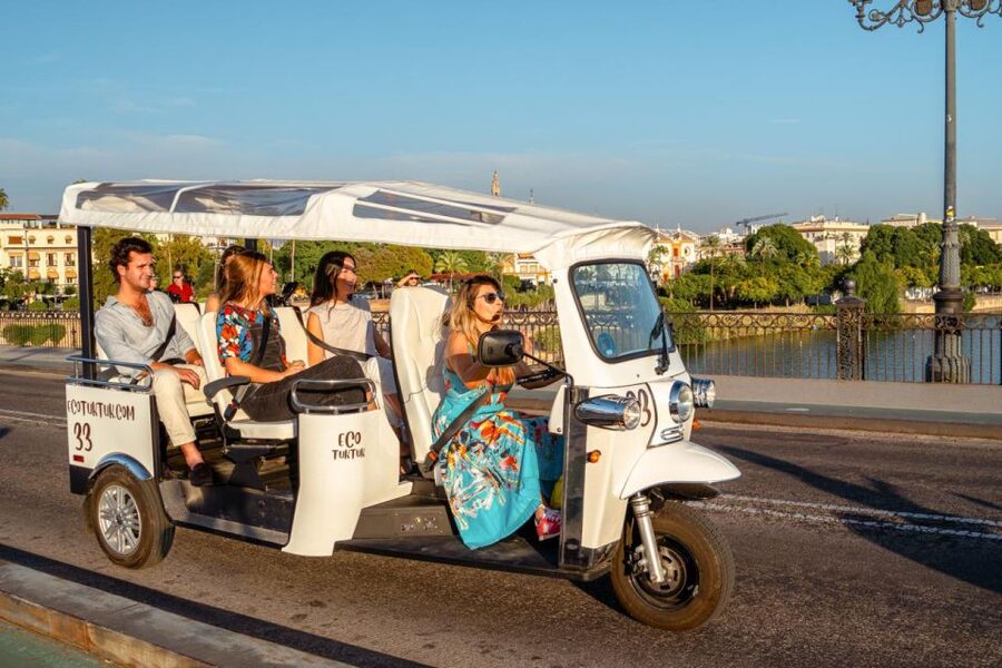 Seville: Private City Tour by Eco Tuk Tuk - María Luisa Park and Plaza de América