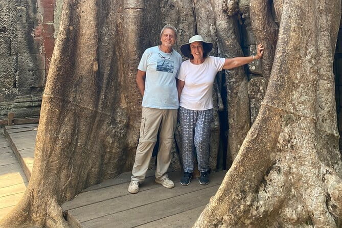 Siem Reap: 1 Day Angkor Wat + Sunrise Private Tour with Tuk-Tuk - A private tuk-tuk changes the pace
