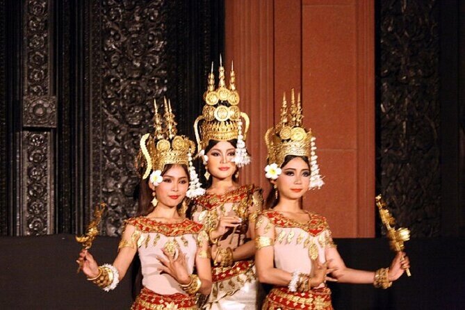 Siem Reap: Apsara Dance Show & Dinner with Tuk-Tuk Transfers - A cultural evening after Angkor