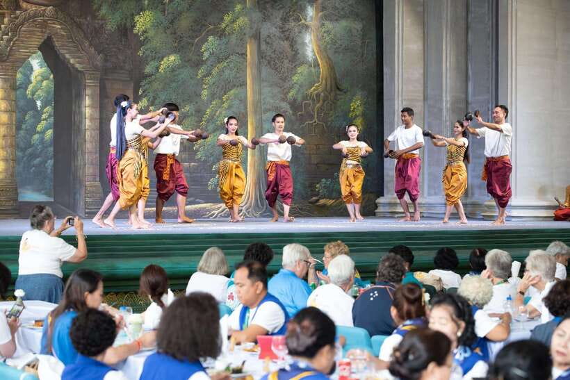 Siem Reap: Apsara Dance Show with Buffet Dinner & Tuk-Tuk... - The tuk-tuk ride from your hotel
