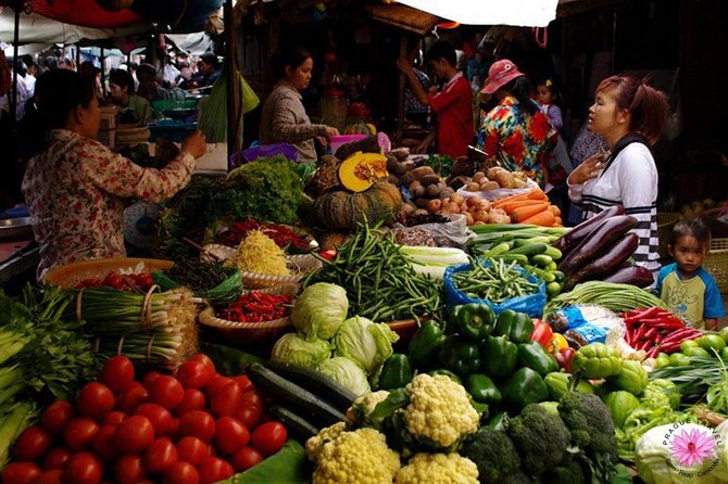 Siem Reap Evening Street foods Tours by Tuk Tuk - Why an evening food tour works well in Siem Reap