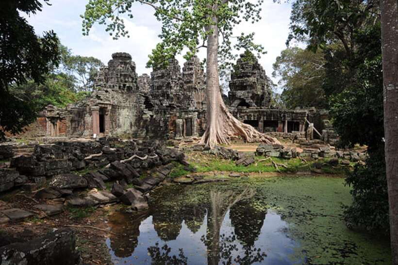 Siem Reap: Full-Day Tuk-Tuk Tour of Angkor Wat Temples - Banteay Kdei offers a quieter change of pace