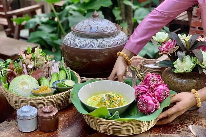 Siem Reap: Local Street Food Experience by Tuk-Tuk - Lort Cha, where the first noodles set the tone