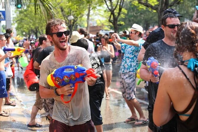 Siem Reap Morning Market & Food Tour by Tuk Tuk - Who will get the most from this tour