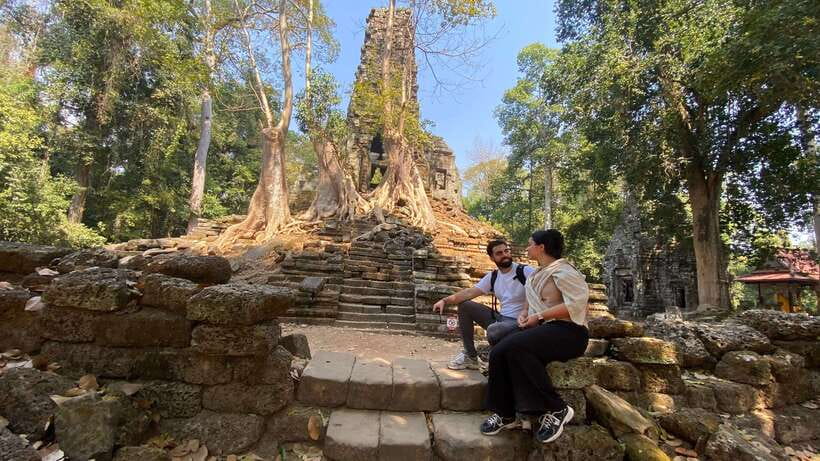 Siem Reap: Personalized Angkor Wat Sunrise/Set by TukTuk/Car - Choose three hours or give Angkor a full morning