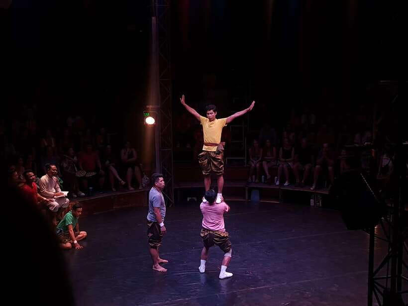 Siem Reap: Phare Circus Ticket with Tuk Tuk Transfer - Arriving at the Phare Circus venue