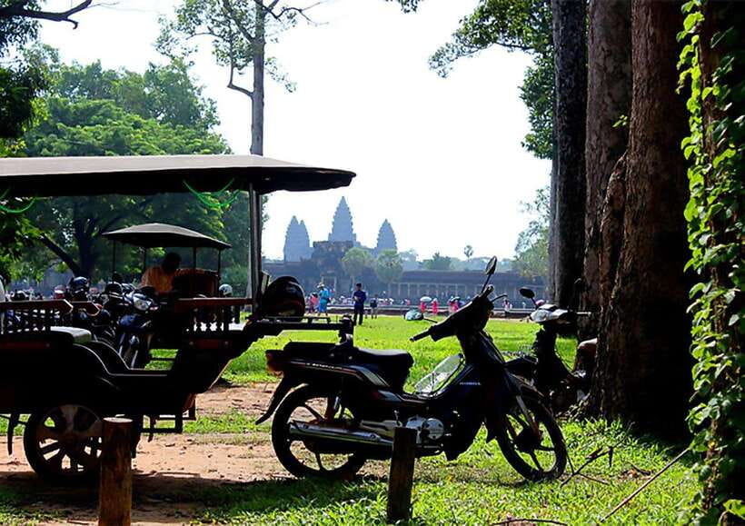 Siem Reap : Private Tuk-Tuk Tour of the Magnificent Temples. - Lunch at your own cost