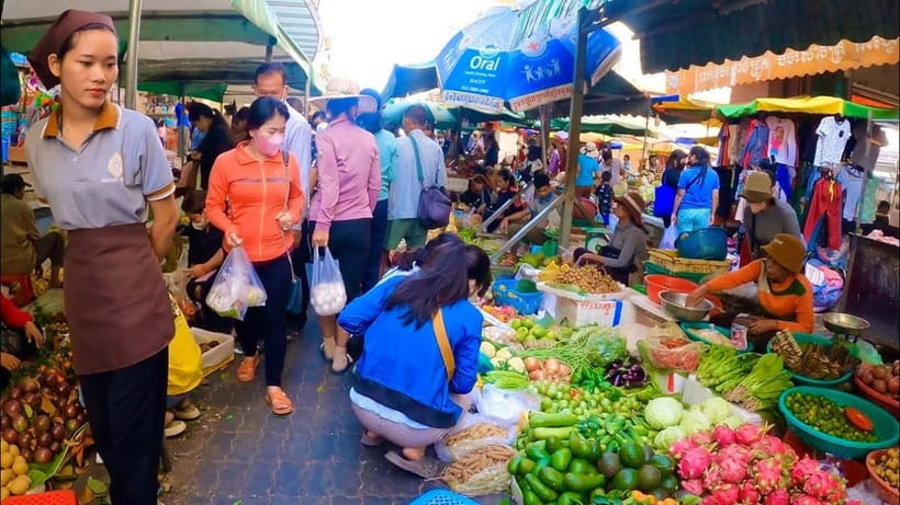 Siem Reap Street Foods Tour by Tuk Tuk with Personal Guide - Phsar Leu Thom Tmey, a larger market stop