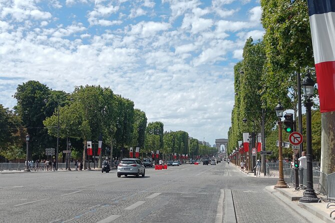 Sightseeing tour of most iconic parisian monuments (rickshaw) - Arc de Triomphe and the end of the route
