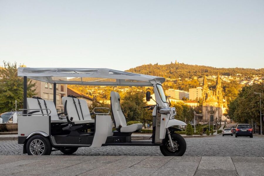 Sightseeing Tours by Electric Tuk-Tuk in Guimarães - Why a tuk-tuk works well in Guimarães