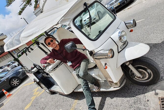 Sintra Electric Tuk Tuk Tour with Local Expert Guides 2h30 - Why an electric tuk tuk works well in Sintra