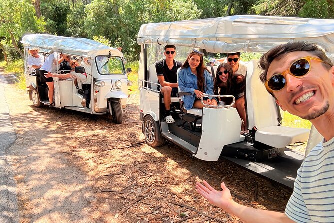 Sintra Electric Tuk Tuk Tour with Local Expert Guides 2h30 - Seteais Palace and the special view