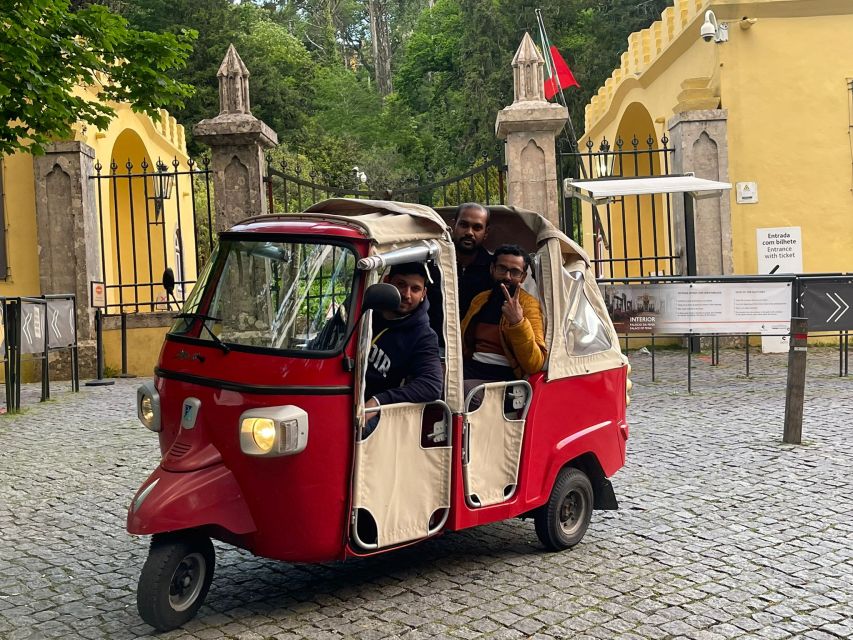 Sintra: -Sintra Sightseeing Tour With Tuk Tuk (1hr) - Quinta da Regaleira and its dramatic setting