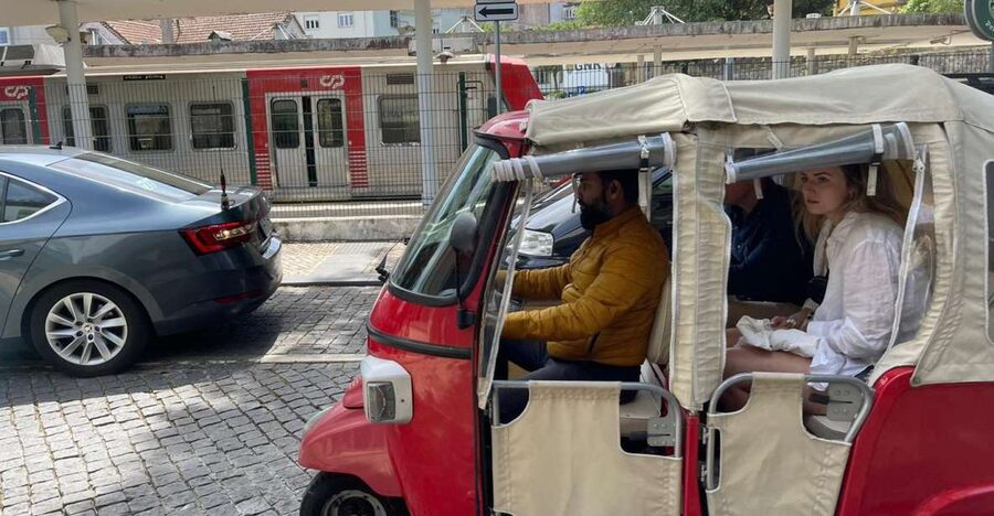 Sintra: -Sintra Sightseeing Tour With Tuk Tuk (1hr) - Starting beside the station