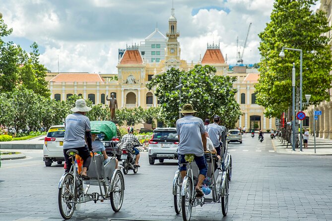 Small-group Saigon City Tour: 1-day Must-See Icons & Cyclo Ride - Ben Thanh Market closes the sightseeing loop
