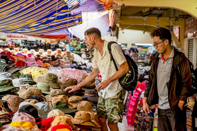 Small-group Saigon City Tour: 3-Hour Cyclo Ride to Hidden Stories - Comfort, safety, and the pace of three hours