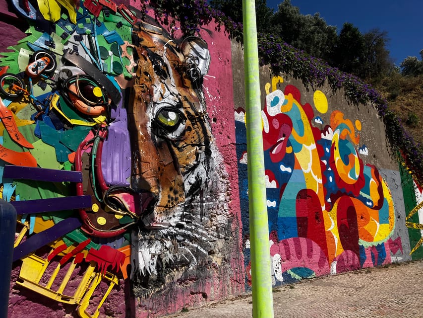 Street Art Lisbon: Tuk Tuk Tour - Xabregas and the final art stop