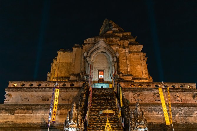 Sunlight or Moonlight: Chiang Mai City Tuk Tuk Tour - The 3 PM departure is the better choice for evening atmosphere