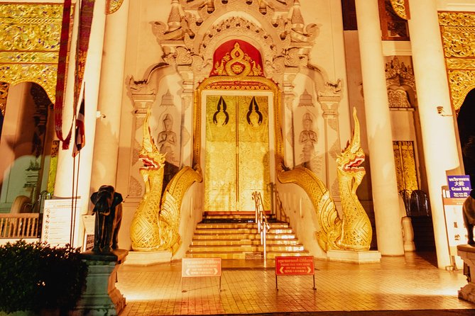 Sunlight or Moonlight: Chiang Mai City Tuk Tuk Tour - Who will enjoy this tour most