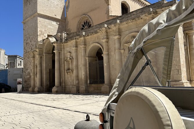 Syracuse and Ortygia by tuk-tuk 2-hour tour - Maniace Castle and the edge of Ortygia