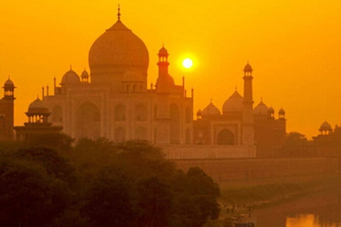 Taj Mahal Tour By Auto Or Rickshaw - Why this private rickshaw tour works in Agra