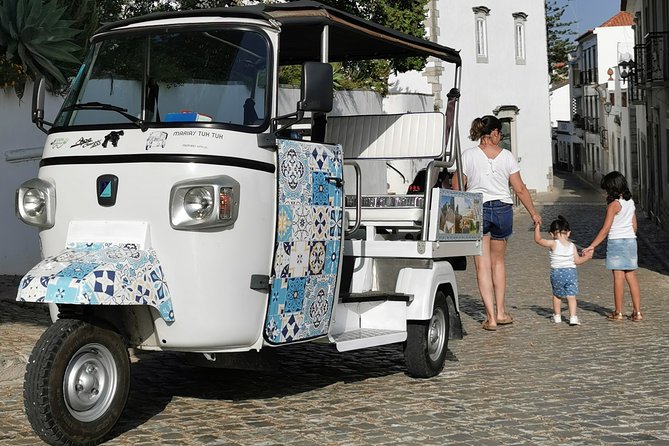 Tavira City Tuk Tuk Tour - 1h Tavira City Tour - A fast introduction to Tavira by electric tuk tuk