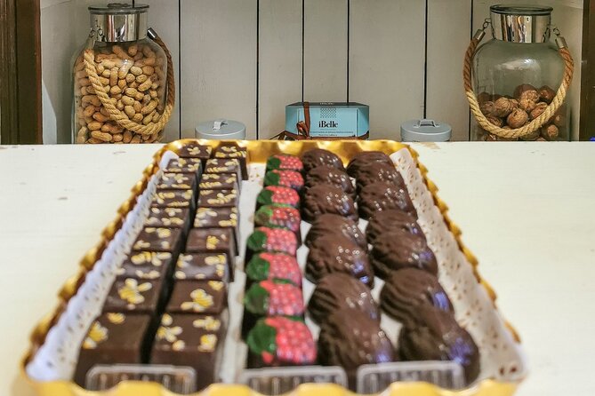 Tavira Tuk Tuk Tour - Chocolate Tour - Tavira City & Chocolate - The iBelle chocolate stop, and what to expect
