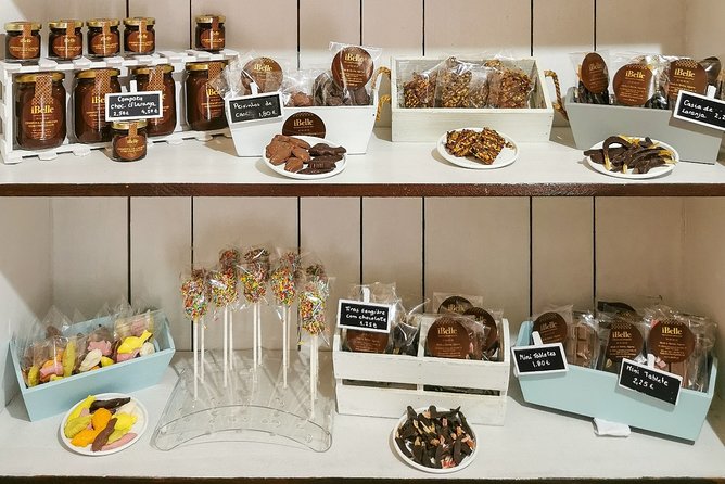 Tavira Tuk Tuk Tour - Chocolate Tour - Tavira City & Chocolate - The city center on Rua da Liberdade