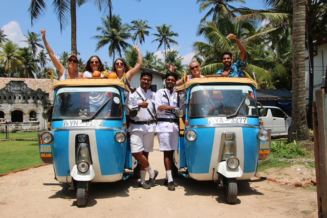 "THE ORIGINALS" Tuk Tuk Safari Colombo, the first and the best. - Pettah Market and the city at street level