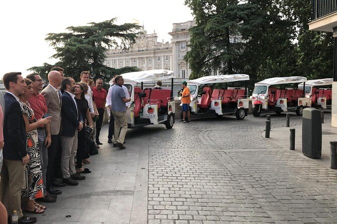 Tour Madrid in 2 hours! Electric Tuk - Fast, Fun, and Exclusive - Puerta de Alcalá, Las Ventas, and Salamanca