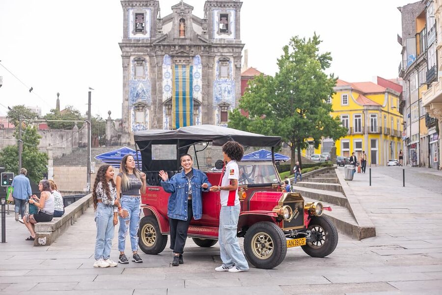 Tour Porto: Classic Adventure in Electric Tuk Tuk - A compact ride through Porto’s best angles