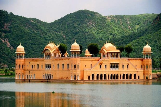 Travel Through the Streets of Jaipur by Tuktuk with a Local - How much time should you book?