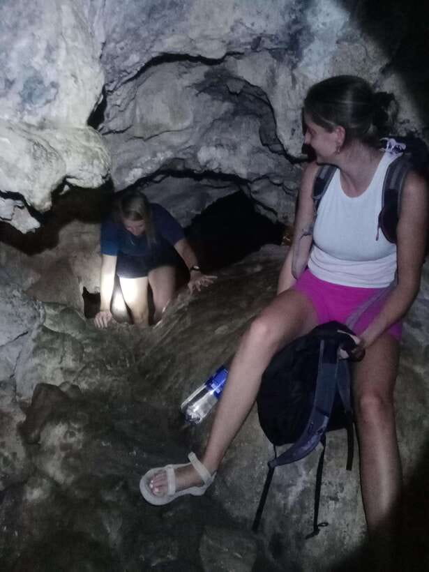 Trip with Local tuk tuk to Country side & Pepper farm... - Phnom Chhngok Cave and its Angkorian temple