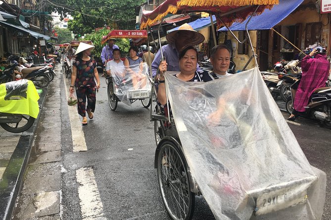 Trishaw Cyclo Tour Hanoi Old Quater Highlights - Hoan Kiem Lake and the city’s best-known symbol