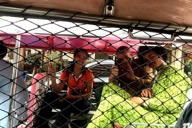 Tuk Tuk Bangkok Private Tour: WW2 Pad Thai, 360-Viewpoint, Chinatown (Pickup) - Pak Khlong Talad, Bangkok’s flower market